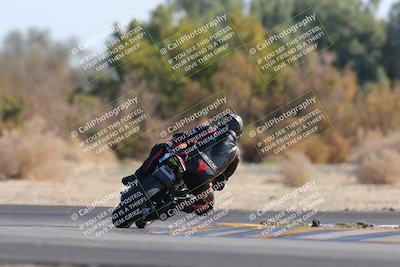 media/Dec-18-2022-SoCal Trackdays (Sun) [[8099a50955]]/Turn 7 Backside (1125am)/